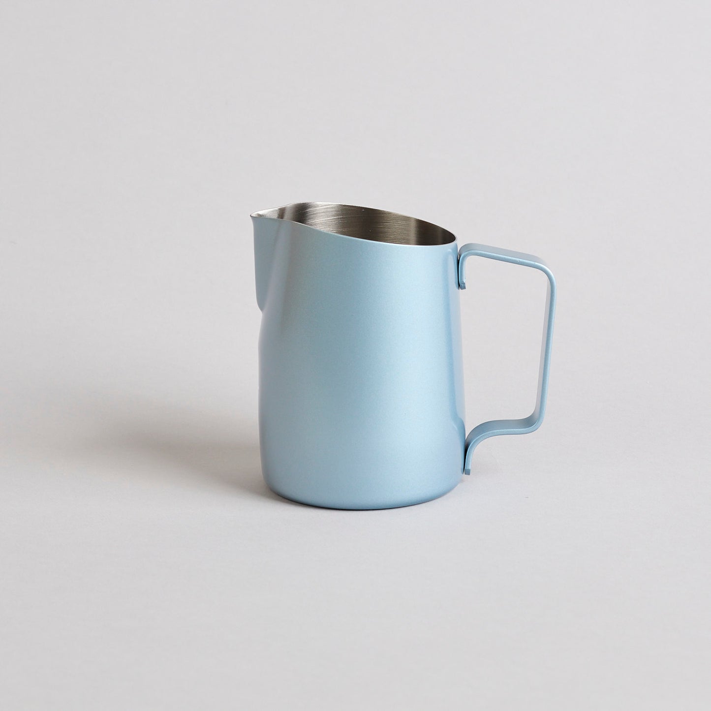 WPM Milk Pitcher 06 Round Spout